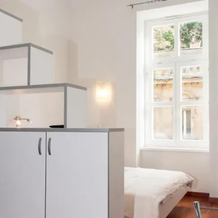 Mezzanine Apartment, Zagreb center Buitenkant foto