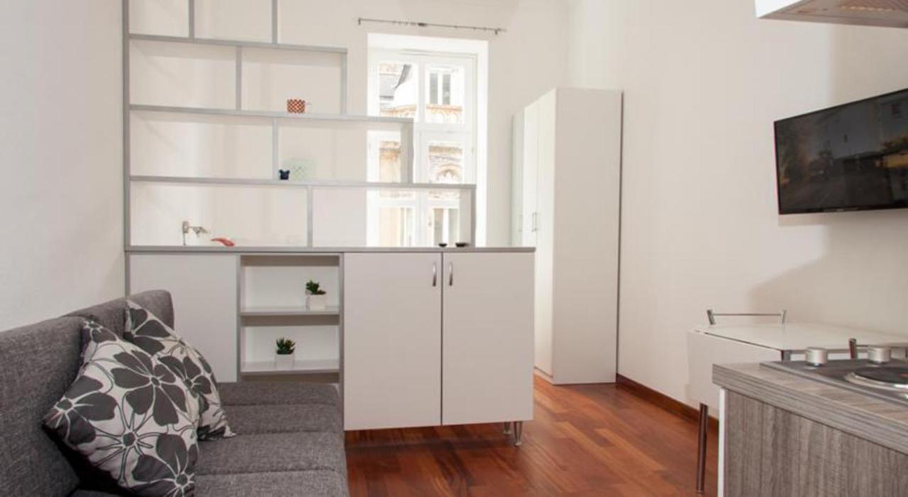 Apartman Mezzanine Apartment, Center